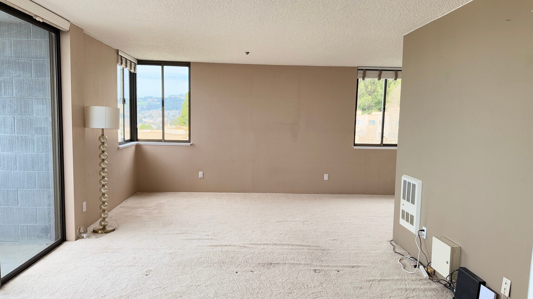 Building Photo - 555 Pierce St