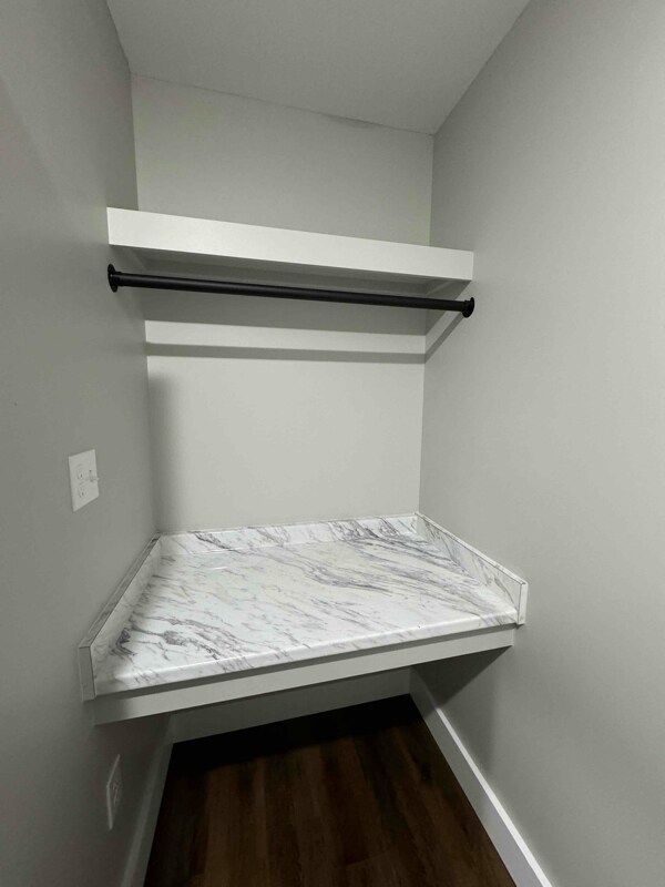 Building Photo - 56 Holloway Dr