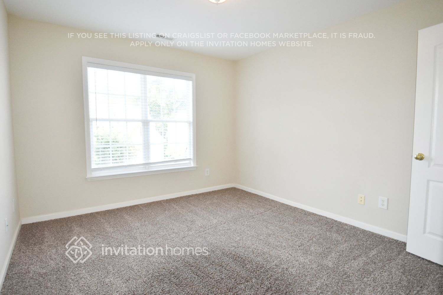 Building Photo - 5304 Granada Hills Dr