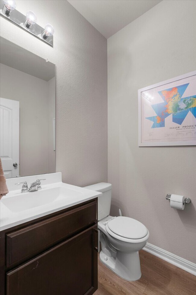 Building Photo - South Austin Condo for Rent