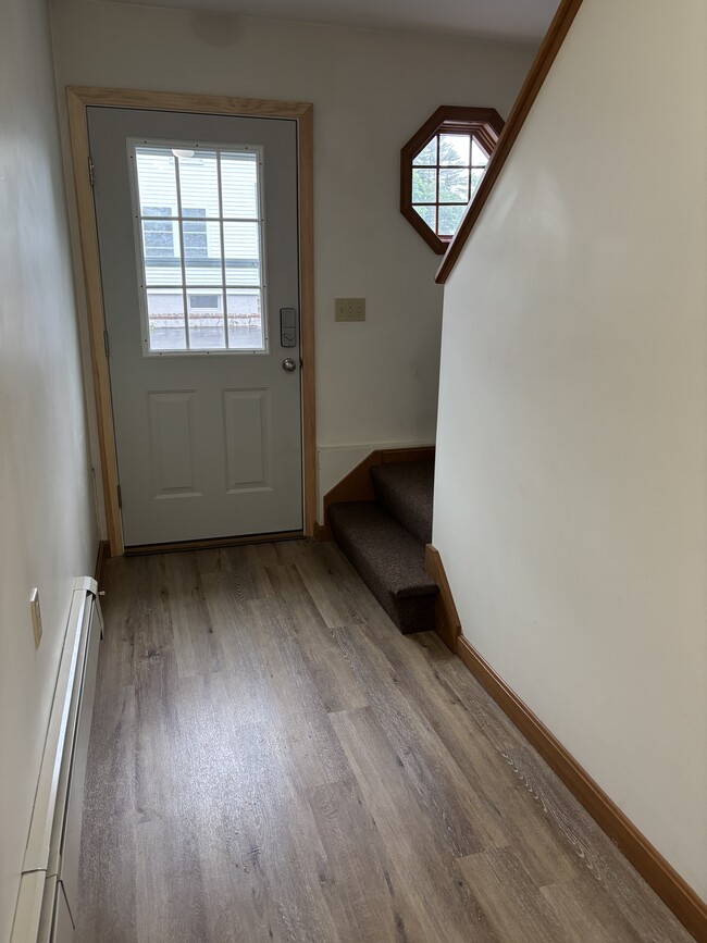 Building Photo - 177 May St