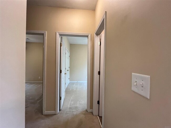 Building Photo - 8309 Grayson Grove