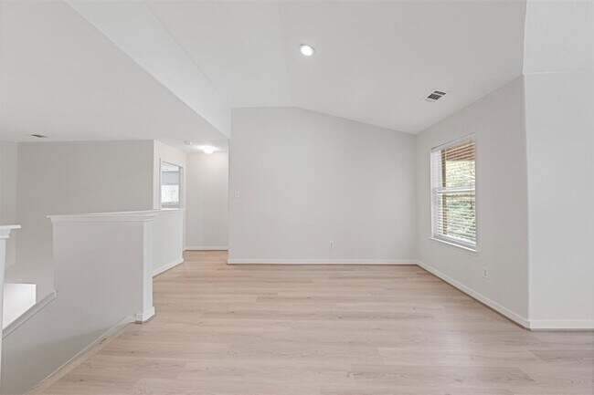 Building Photo - 16407 Azimuth Dr
