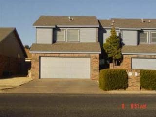 Primary Photo - Convenient to South Plains Mall, Loop and ...