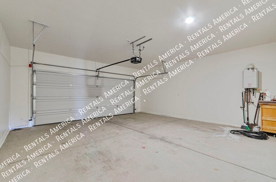 Building Photo - 10151 N Leopard Gecko Terrace