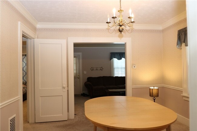 Building Photo - 195 Brookridge Dr