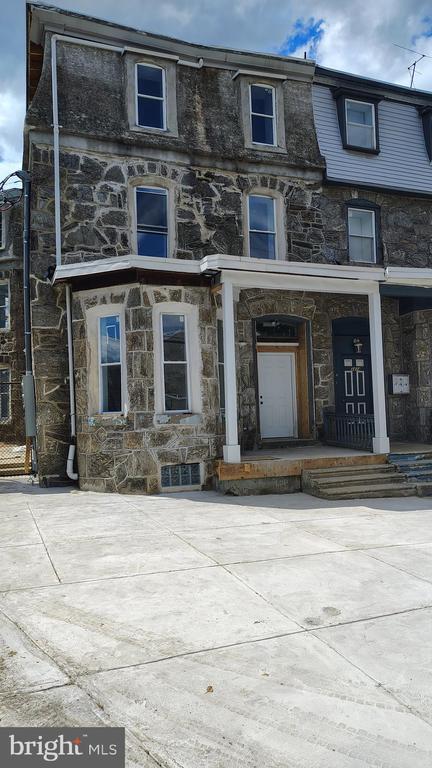 Building Photo - 3412 N 19th St