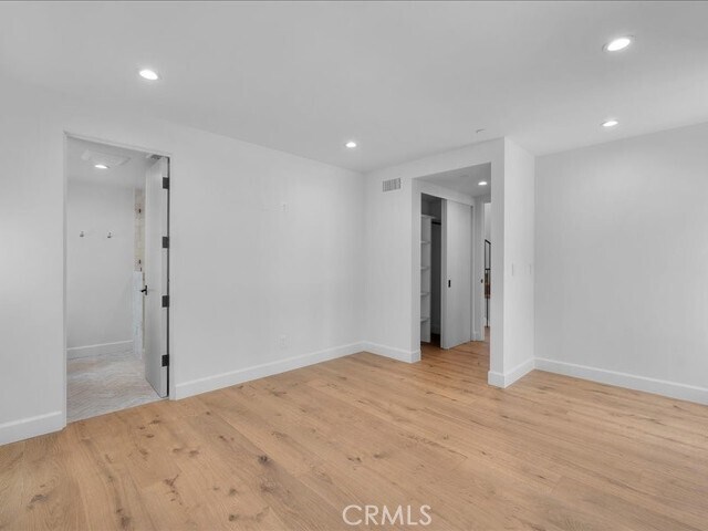 Building Photo - 505 Bayview Dr