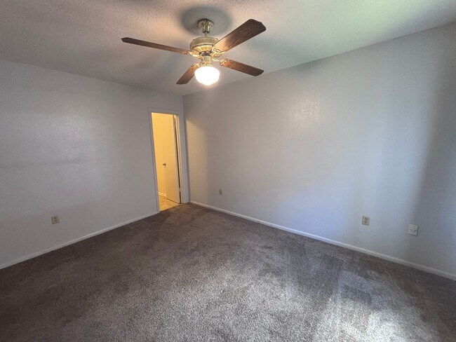 Building Photo - 326 Guilbeau Rd
