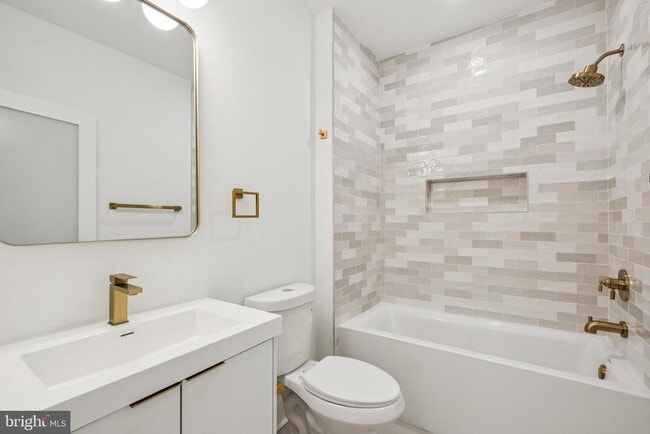 Building Photo - 5034 Florence Ave