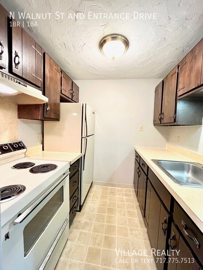 Building Photo - 312 N Walnut St