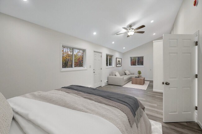 Building Photo - 752 Toll Rd