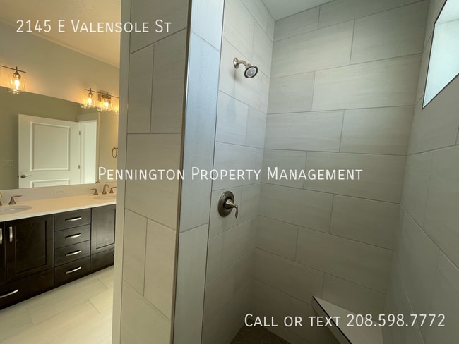 Building Photo - 2145 E Valensole St