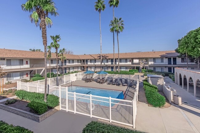 Building Photo - Castilian and Cordova Apartment Homes