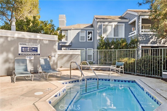 Building Photo - 85 Seaborough