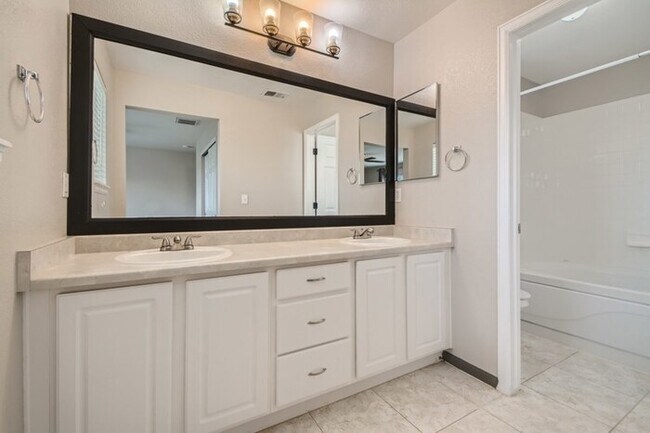 Building Photo - 19472 E 59th Pl, Aurora, CO, 80019