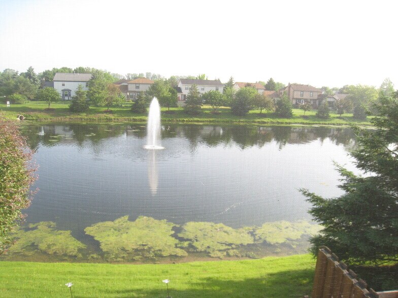 Building Photo - 5472 Baneberry Ave