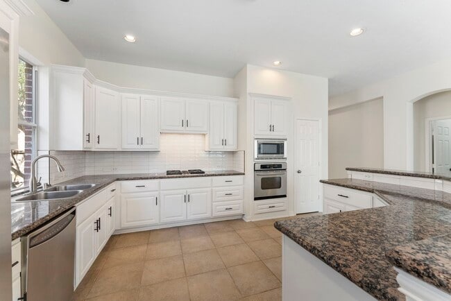 Building Photo - 10 Andante Trail Pl