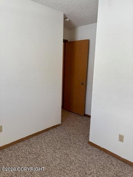 Building Photo - 1180 Golden Dawn Cir