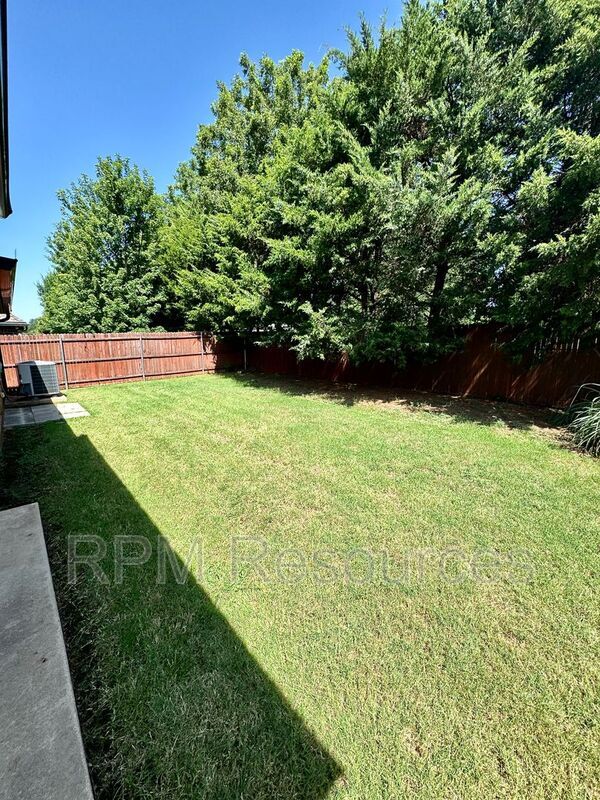 Building Photo - 3121 SW 136th Terrace