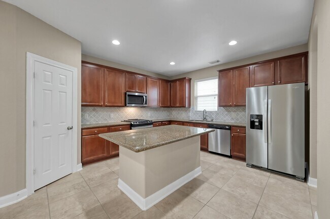 Building Photo - 51 Panterra Way