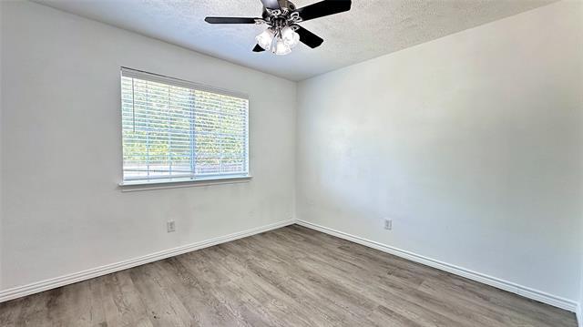Building Photo - 1301 Quail Dr