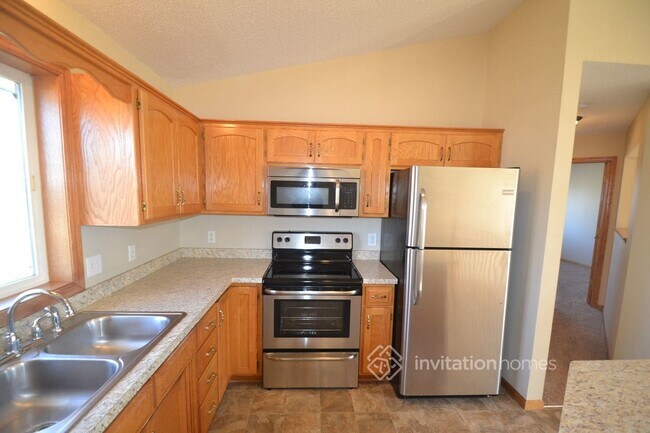 Building Photo - 7151 148th Ln NW