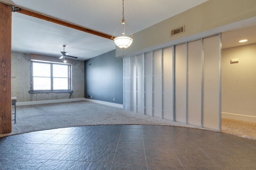 Building Photo - 202 GE Patterson Ave