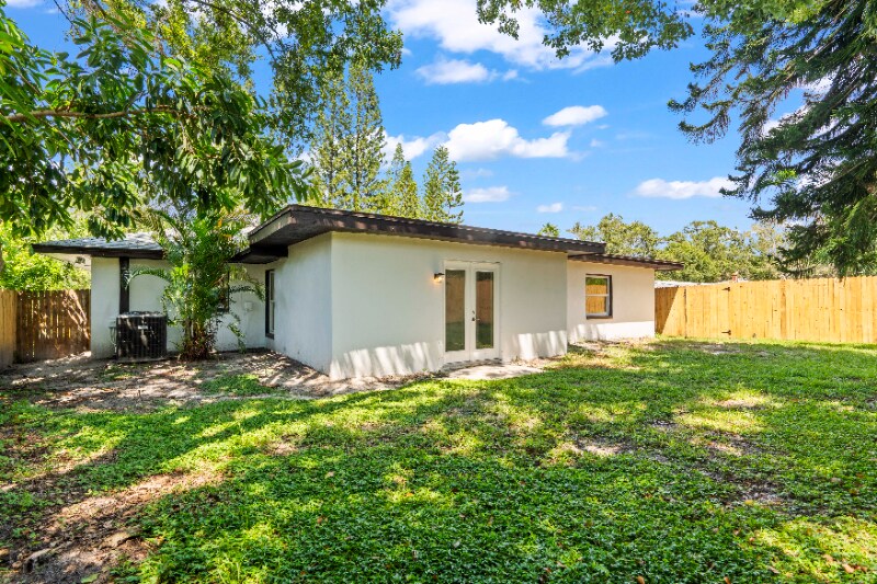 Building Photo - 1369 Pine Brook Dr