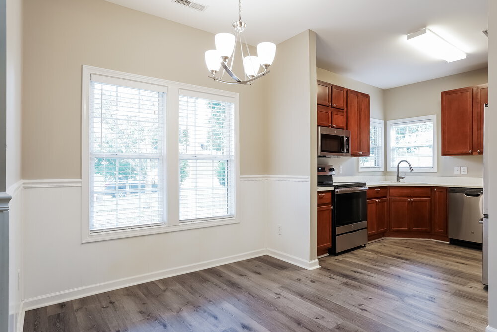 Building Photo - 3712 Blue Blossom Dr
