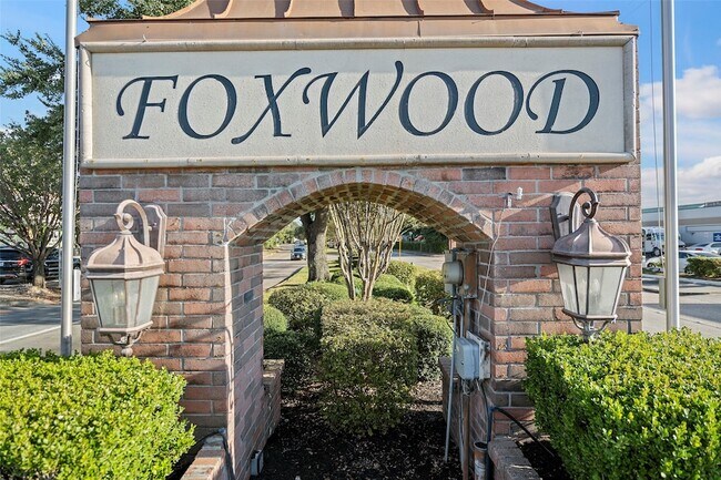 Building Photo - 21114 Sprouse Cir