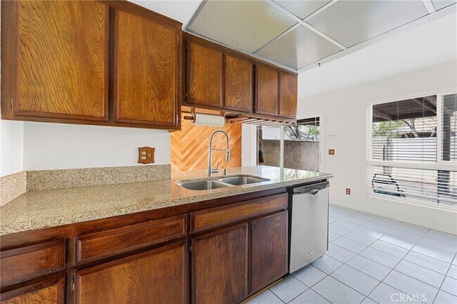 Building Photo - 10441 Rutgers Way