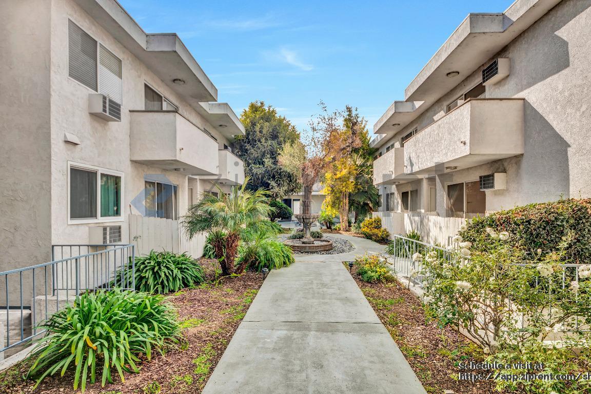 Building Photo - 2884 Sawtelle Blvd