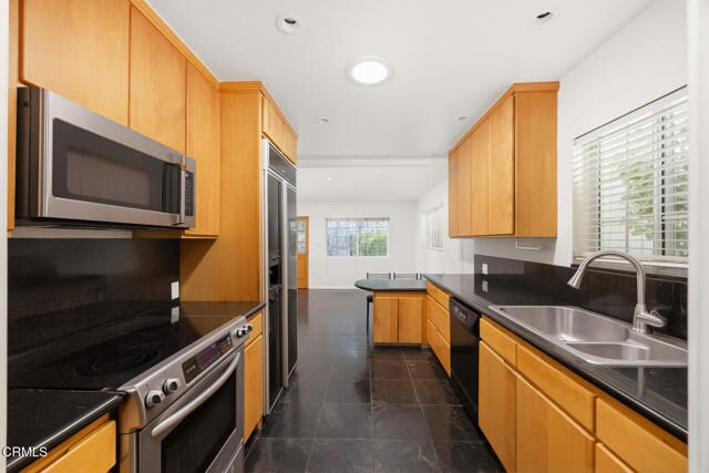 Building Photo - 4541 Alveo Rd