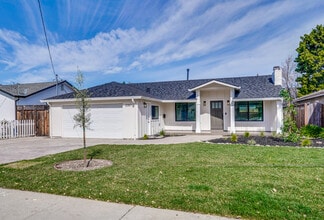 Building Photo - 2051 Randolph Dr