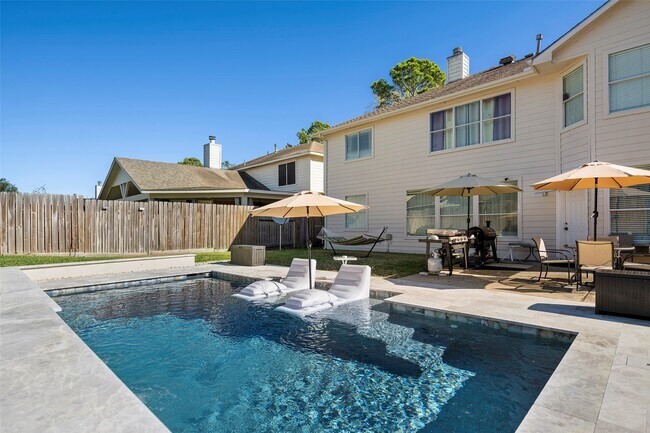 Building Photo - 20907 Wind Field Ln