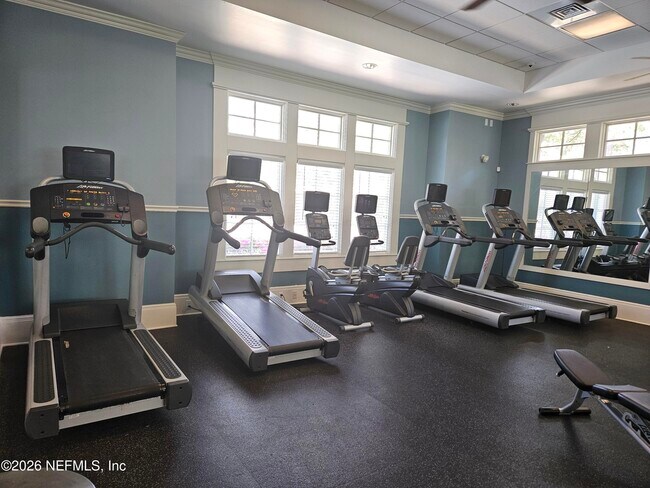 Building Photo - 10330 Alder Creek Ln