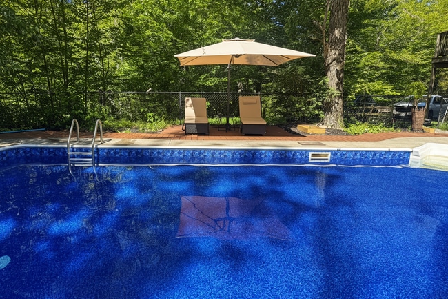 Building Photo - 614 Salls Rd