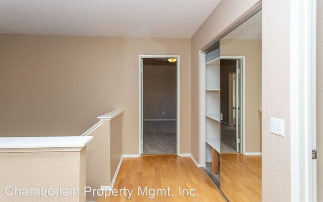 Building Photo - 4 br, 2.5 bath House - 3384 Morning View