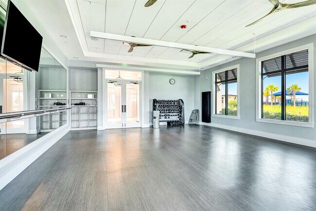 Building Photo - 6221 Fish Eagle Ct