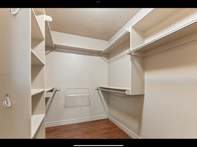 Building Photo - 2809 SW 92nd Ct