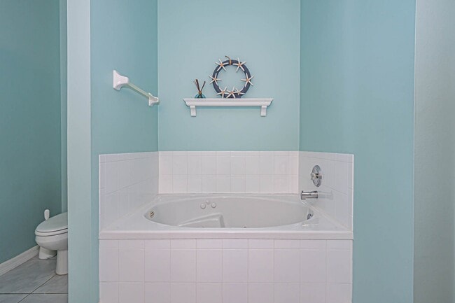 Building Photo - 7652 15th St