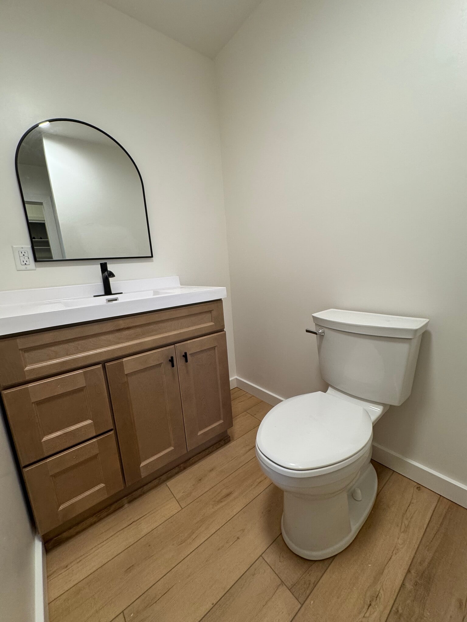 Bathroom - 118 Riverside Dr