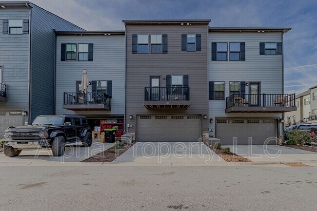 Building Photo - 120 Rollins Ave