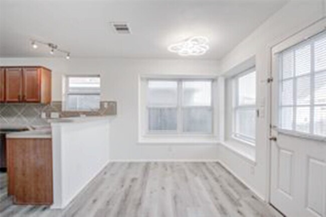 Building Photo - 22326 Guston Hall Ln