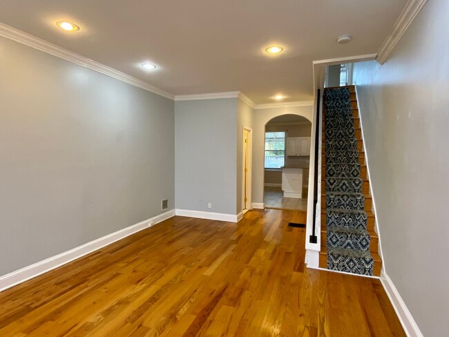 Building Photo - Remodeled 2 Bedroom Townhome in Highlandtown!