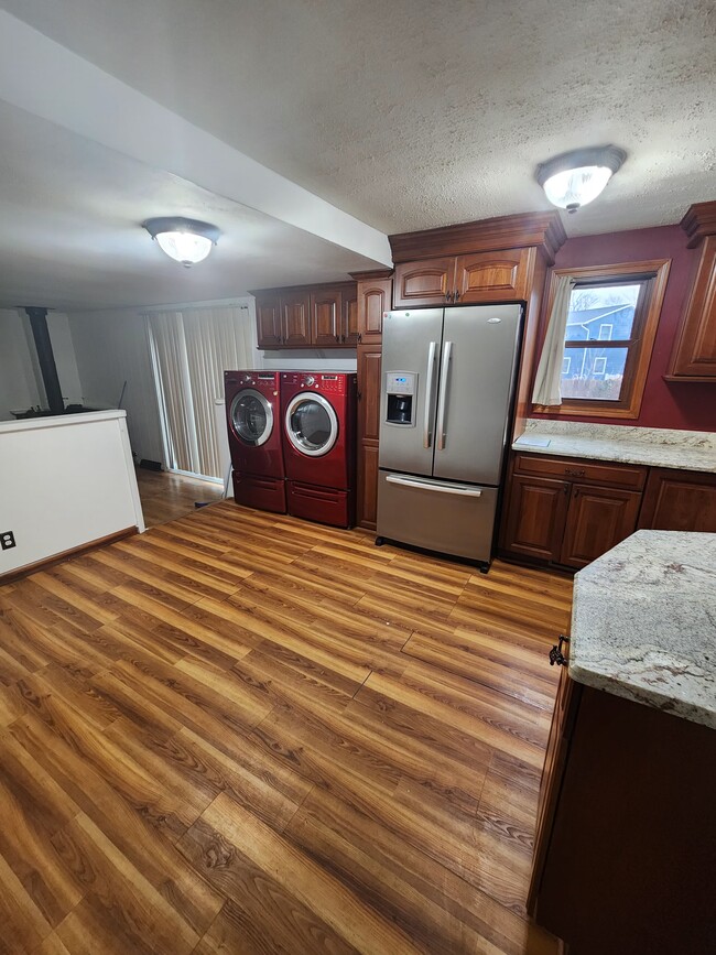 Kitchen (1st floor) - 4221 Regulus Crse