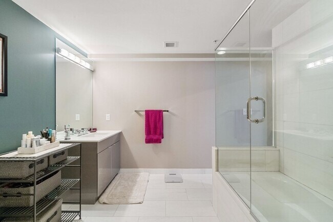 Building Photo - 257 Northampton St