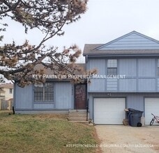 Building Photo - 15926 W 123rd St