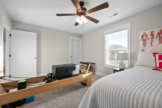 Building Photo - 331 Bluebriar Trace